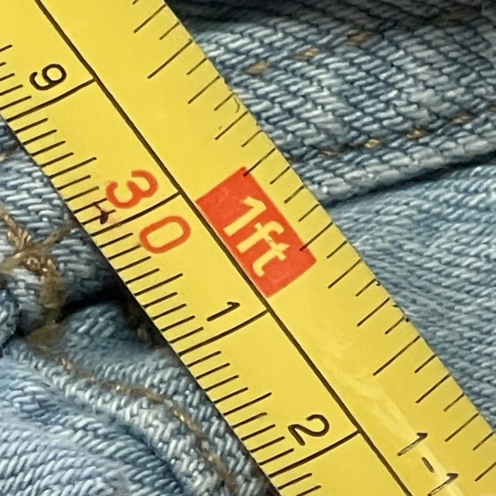 Abercrombie & Fitch Women's 27 Ultra High Rise 90's Relaxed Straight‎ Leg Denim